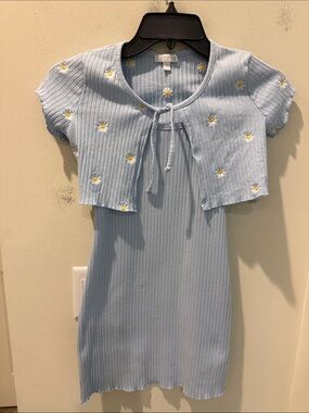 btween Light Blue Ribbed Dress with Tie-Front Ribbed Daisy Bolero size 7G